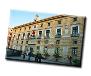  Palazzo Pretorio o delle Aquile (Municipio)